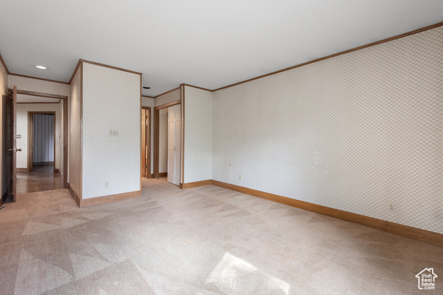 Photo 19 for MLS #2116902 at 465 S Towers Dr