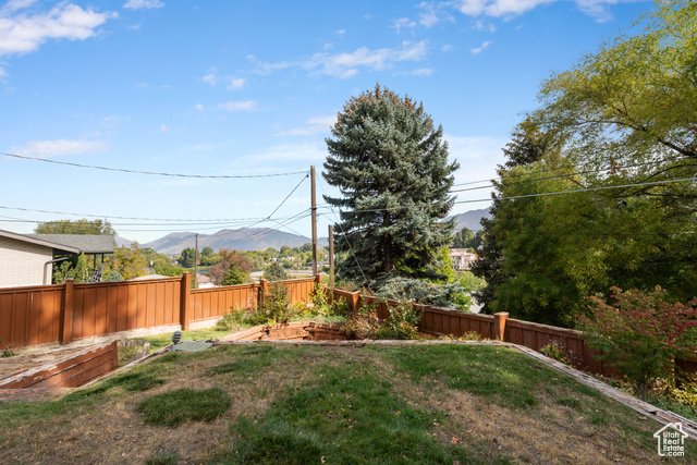 Photo 40 for MLS #2116902 at 465 S Towers Dr