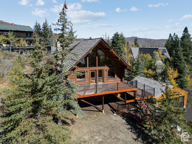 Photo 2 for MLS #2116909 at 540 Aspen Dr