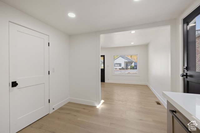 Photo 9 for MLS #2116913 at 1109 Park Ave