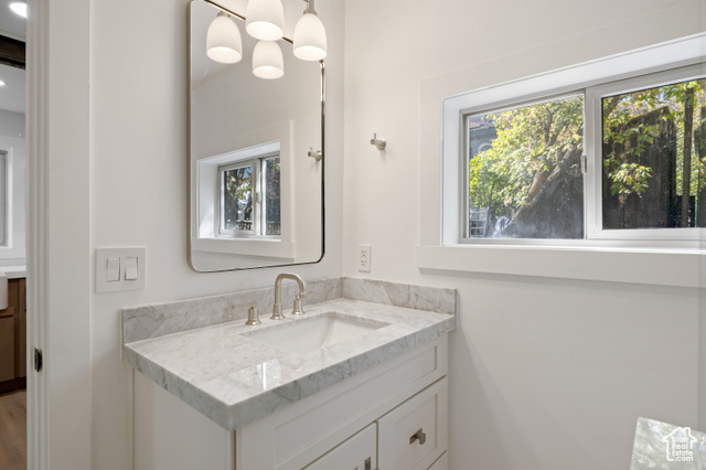 Photo 11 for MLS #2116913 at 1109 Park Ave