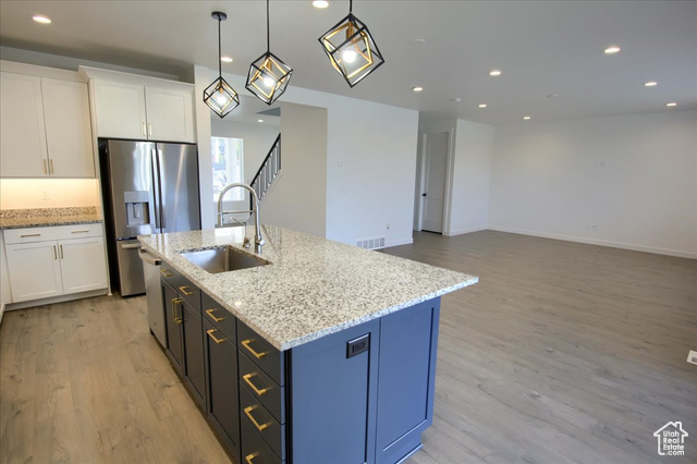 Photo 7 for MLS #2116918 at 849 N Evelyn St