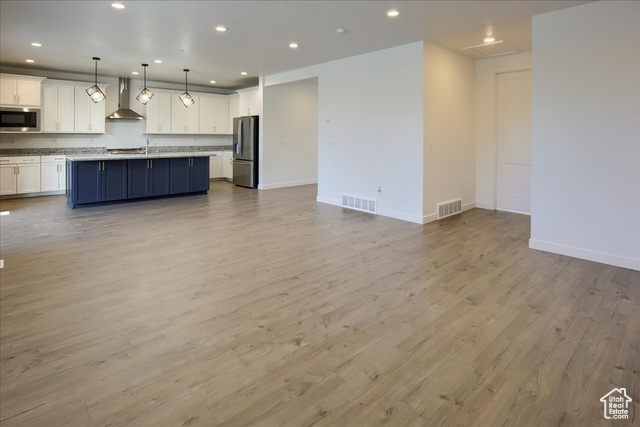 Photo 9 for MLS #2116918 at 849 N Evelyn St