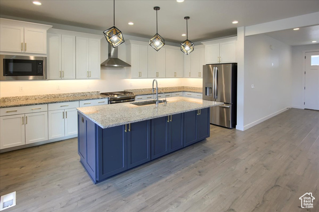 Photo 6 for MLS #2116918 at 849 N Evelyn St