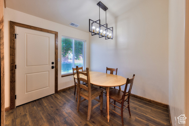 Photo 5 for MLS #2116921 at 2468 E San Jose Rd