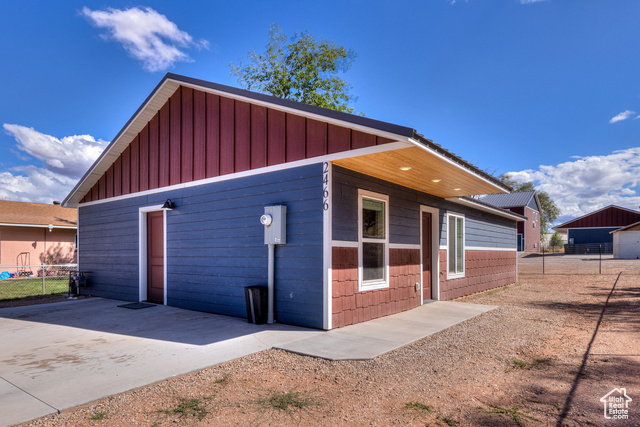Photo 2 for MLS #2116921 at 2468 E San Jose Rd