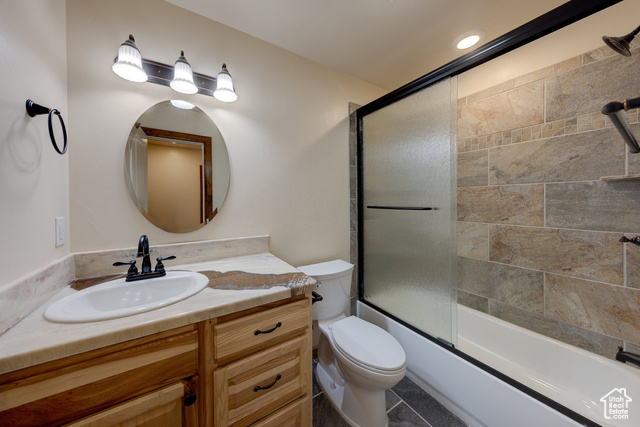 Photo 9 for MLS #2116921 at 2468 E San Jose Rd