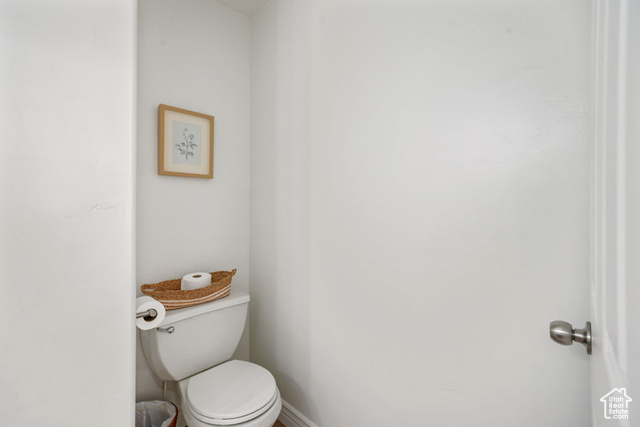 Photo 16 for MLS #2116926 at 2181 W Foxtrail Dr
