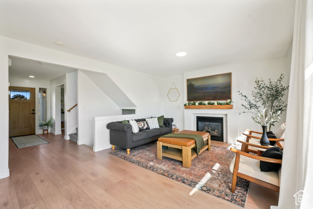 Photo 8 for MLS #2116926 at 2181 W Foxtrail Dr