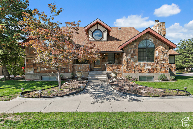 6824 S CREEKCOVE WAY, Cottonwood Heights UT 84047