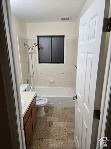 Photo 12 for MLS #2116931 at 3380 N 400 East