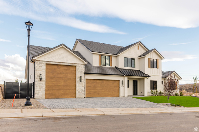 2221 S Carabiner Way
                     MLS #2116955