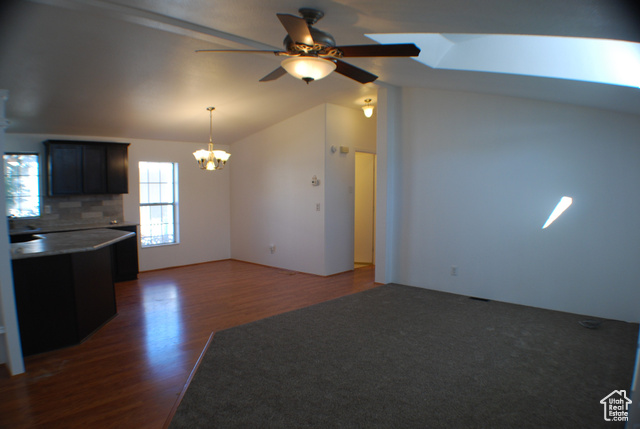 Photo 9 for MLS #2116974 at 1183 W Parkway Ln