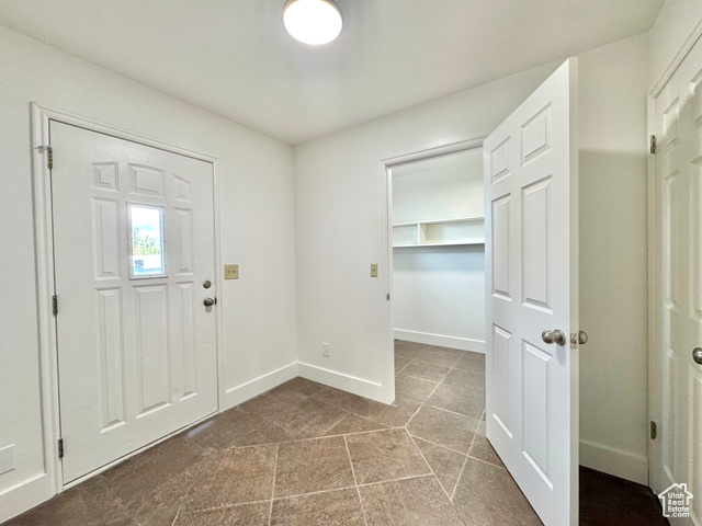 Photo 5 for MLS #2116983 at 666 E 1600 South