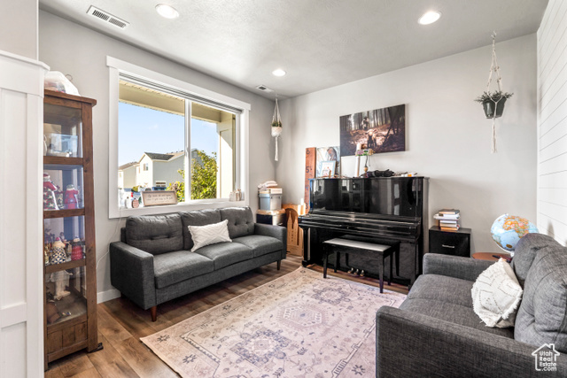 Photo 14 for MLS #2116996 at 316 W 390 South