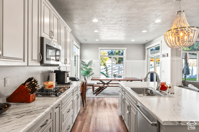 Photo 6 for MLS #2116996 at 316 W 390 South