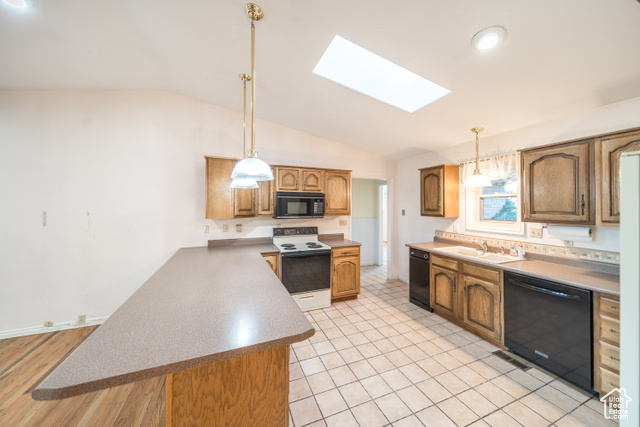 Photo 5 for MLS #2117001 at 2267 Sego Lily Dr