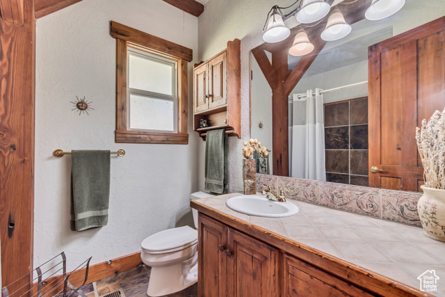Photo 9 for MLS #2117003 at 1303 W 600 South