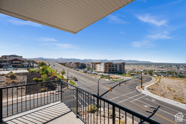 Photo 10 for MLS #2117008 at 281 E Endurance Cir
