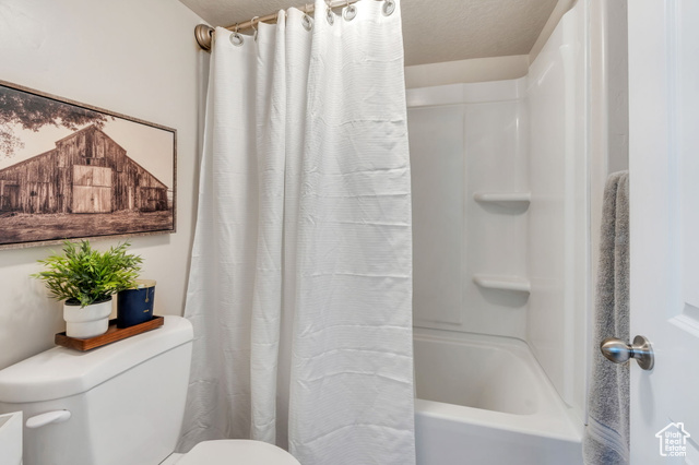 Photo 35 for MLS #2117010 at 1904 E Sunnyvale Dr