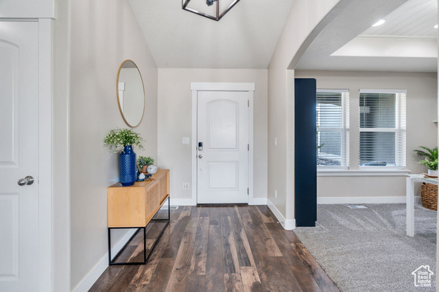 Photo 4 for MLS #2117010 at 1904 E Sunnyvale Dr