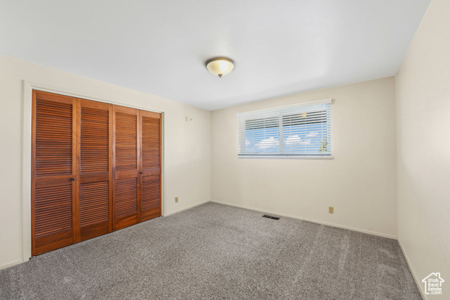 Photo 19 for MLS #2117013 at 952 N Kingswood Rd