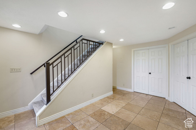 Photo 32 for MLS #2117013 at 952 N Kingswood Rd