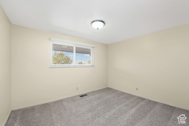 Photo 20 for MLS #2117013 at 952 N Kingswood Rd