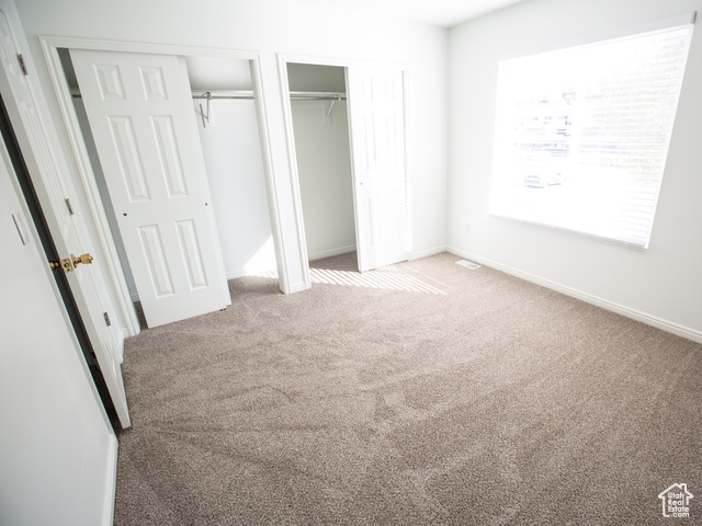 Photo 12 for MLS #2117017 at 475 N Redwood Rd