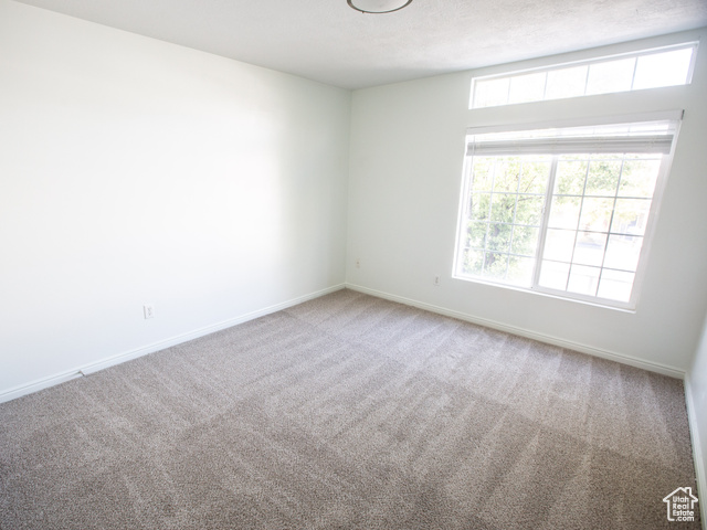 Photo 10 for MLS #2117017 at 475 N Redwood Rd