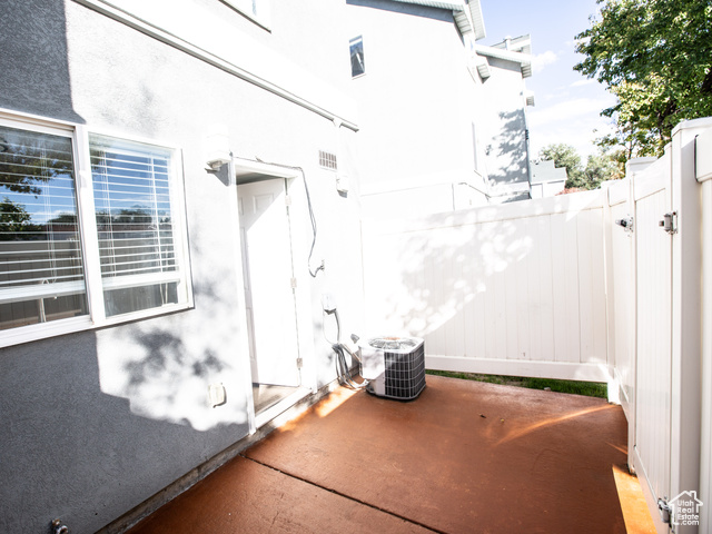 Photo 25 for MLS #2117017 at 475 N Redwood Rd