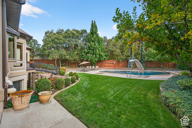 Photo 65 for MLS #2117018 at 83 N Bordeaux Ln