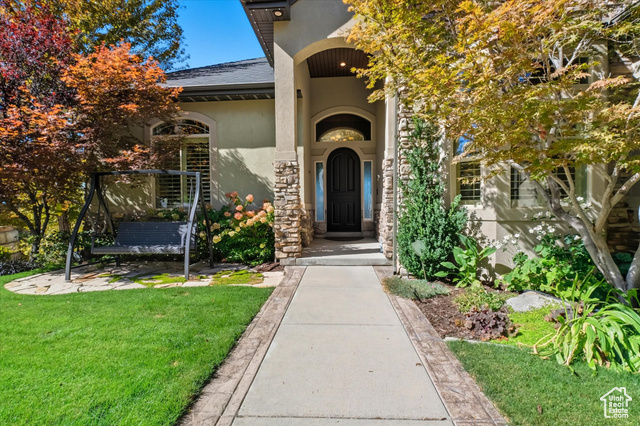 Photo 11 for MLS #2117025 at 12882 S Ellerbeck Ln #12882