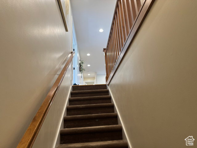 Photo 38 for MLS #2117033 at 2110 E Lonsdale Dr