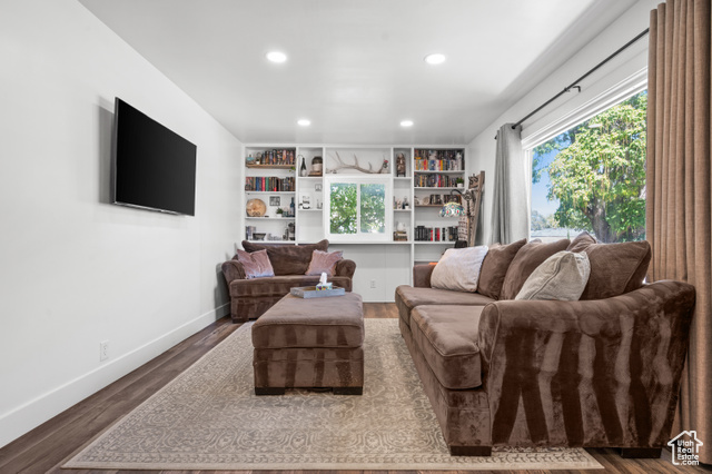 Photo 9 for MLS #2117035 at 6172 S Clear St