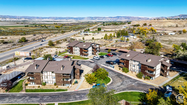 Photo 3 for MLS #2117038 at 800 W Highway Dr