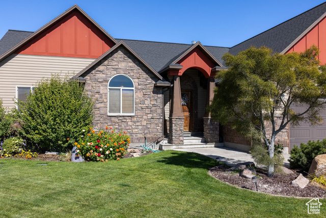 Photo 3 for MLS #2117040 at 808 W 400 South