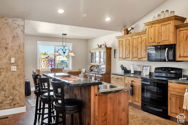 Photo 10 for MLS #2117040 at 808 W 400 South