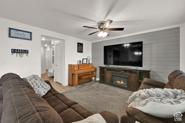 Photo 9 for MLS #2117041 at 790 E Ruby Dr
