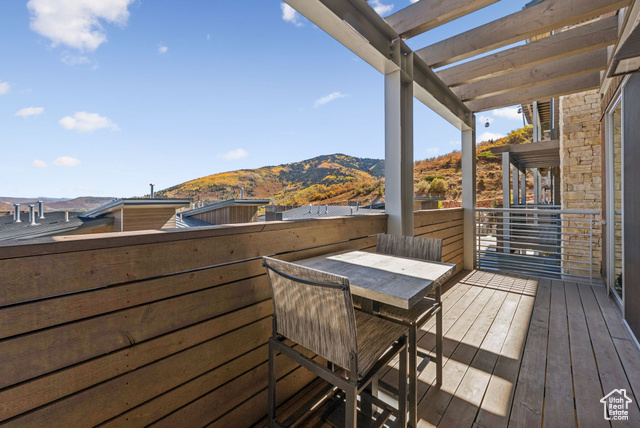 2752 W High Mountain Rd 207