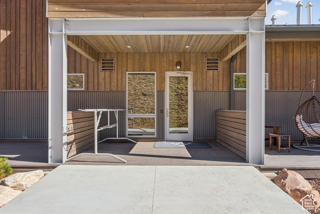 2752 W High Mountain Rd 207