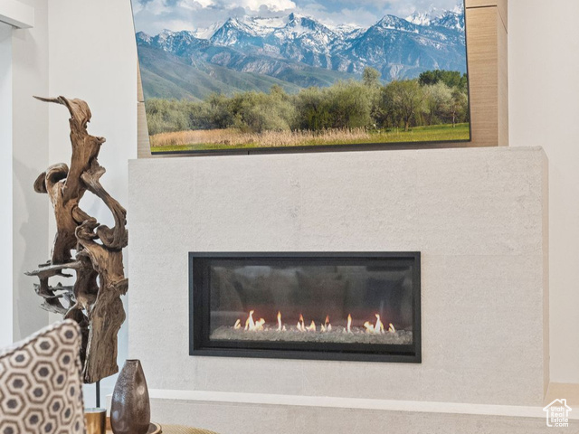 2752 W High Mountain Rd 207