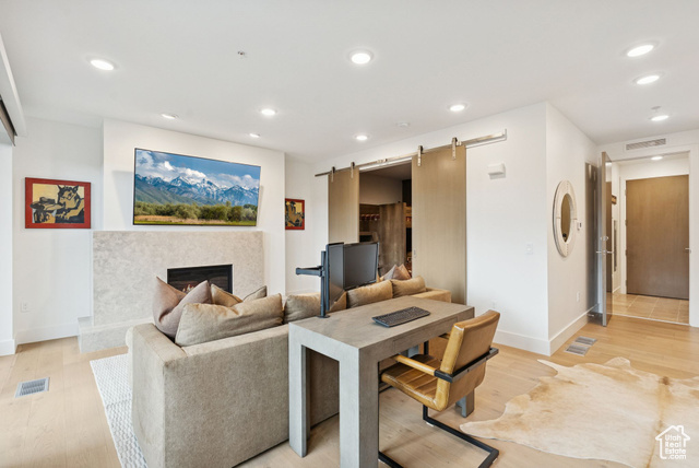 2752 W High Mountain Rd 207