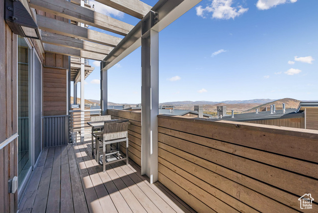 2752 W High Mountain Rd 207