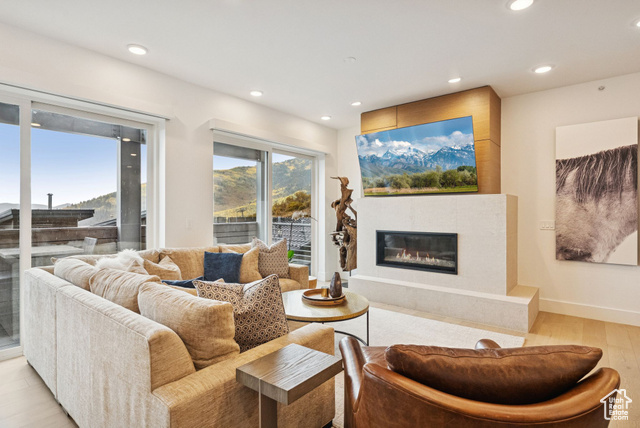 2752 W High Mountain Rd 207