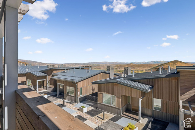 2752 W High Mountain Rd 207