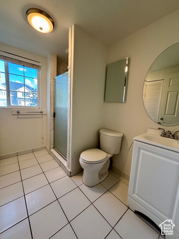 Photo 14 for MLS #2117054 at 733 W 1825 North