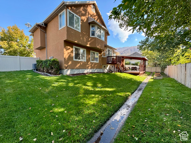 Photo 5 for MLS #2117054 at 733 W 1825 North