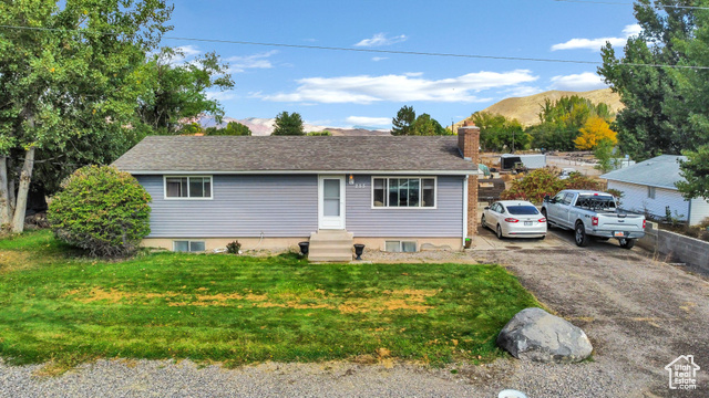 Photo 3 for MLS #2117059 at 255 E 100 North