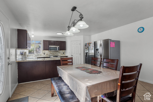 Photo 5 for MLS #2117071 at 2993 S Noble Fir Cv